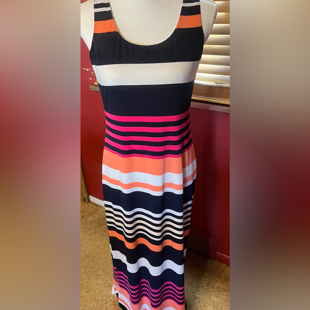 Jessica Howard maxi dress